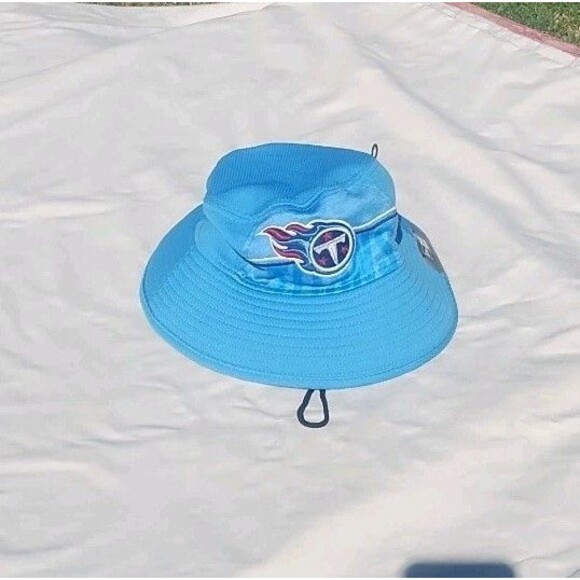 Tennassee Titans New Era Bucket Hat  Size One Size Fits Most, Drawstring, New - Picture 1 of 5
